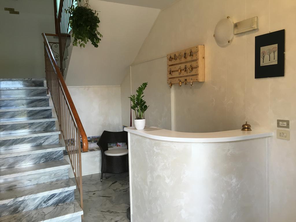 Hôtel Casa Bianca à Malcesine Extérieur photo